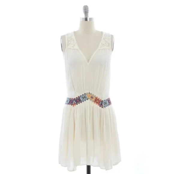 NWT Free People Embroidered Mini Dress| Boho Coastal Cowgirl Poetcore Whimsigoth - Picture 2 of 11